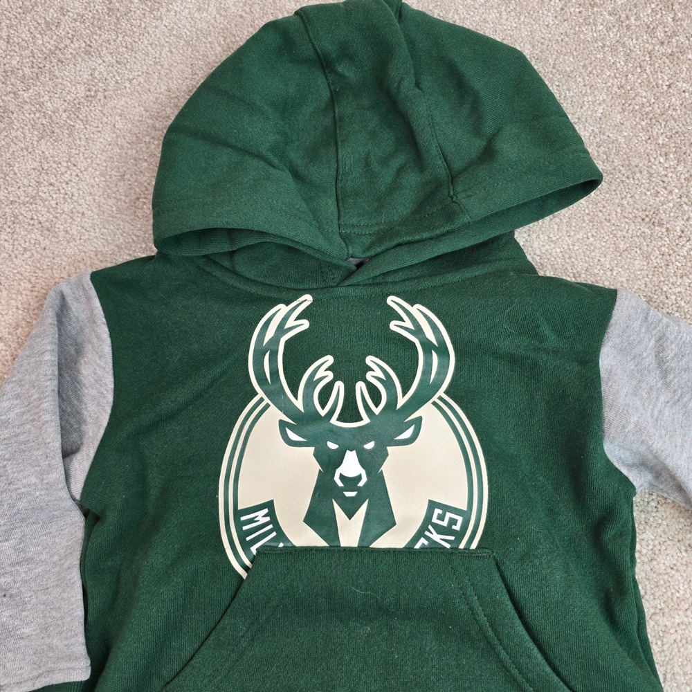 NBA Milwaukee Bucks Kids Hoodie Green Grey Colorblock Fleece Pullover 2T New